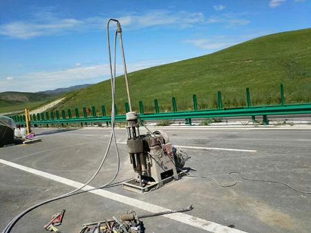 天安乡公路地基基础注浆加固